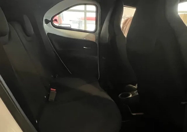 Toyota Aygo X cena 73900 przebieg: 11500, rok produkcji 2023 z Dziwnów małe 191
